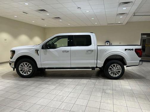 Oxford White 2026 Ford F-150 XLT