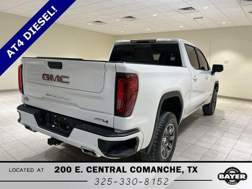 2024 GMC Sierra 1500 AT4