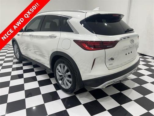 2022 INFINITI QX50 Luxe