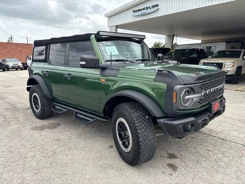 Green Metallic 2022 Ford Bronco Badlands