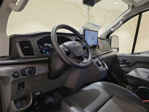 2022 Ford Transit-350 Base