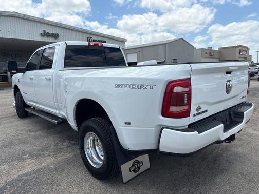 Bright White Clearcoat 2023 RAM 3500 Laramie