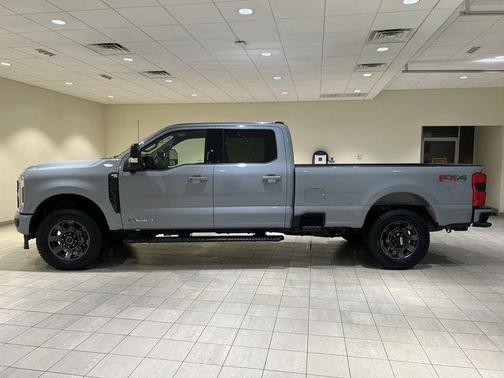 Glacier Gray Metallic 2024 Ford F-250 Lariat