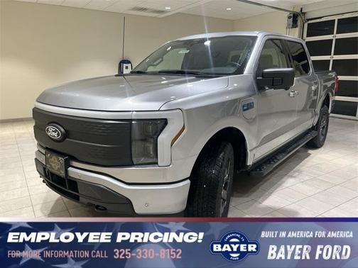2025 Ford F-150 Lightning Flash