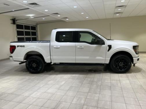 Oxford White 2026 Ford F-150 XLT