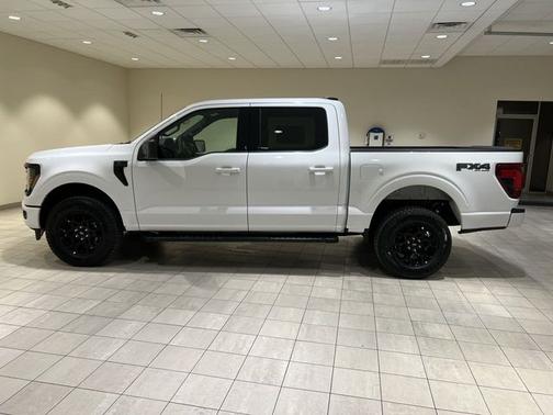 Oxford White 2026 Ford F-150 XLT