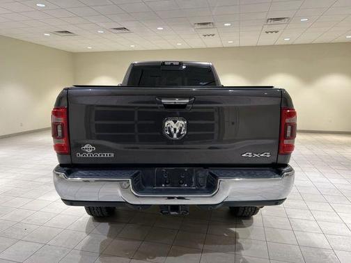 Granite Crystal Metallic Clearcoat 2020 RAM 2500 Laramie