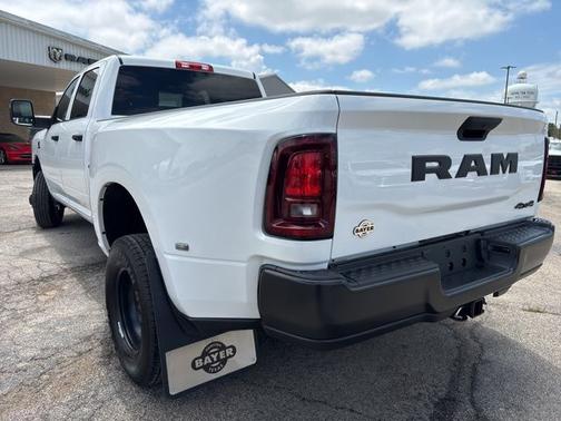 Bright White Clearcoat 2026 RAM 3500 Tradesman