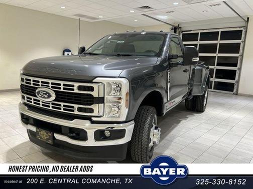 Carbonized Gray Metallic 2026 Ford F-350