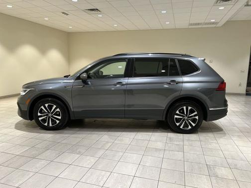 Platinum Gray Metallic 2023 Volkswagen Tiguan 2.0T S