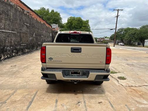 Sand Dune Metallic 2022 Chevrolet Colorado Z71