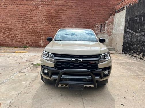 Sand Dune Metallic 2022 Chevrolet Colorado Z71