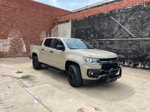 Sand Dune Metallic 2022 Chevrolet Colorado Z71