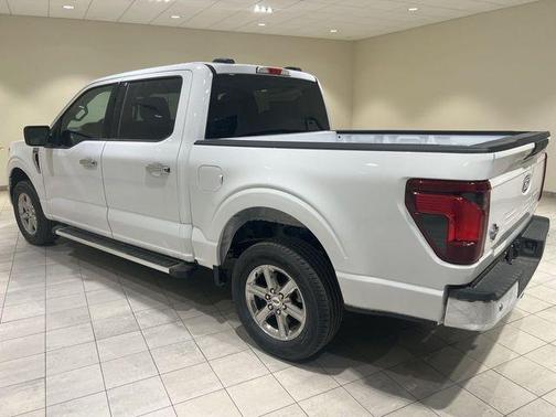 Oxford White 2025 Ford F-150 XLT