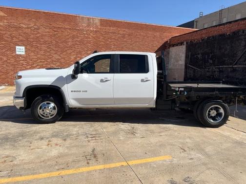 Summit White 2024 Chevrolet Silverado 3500 LT