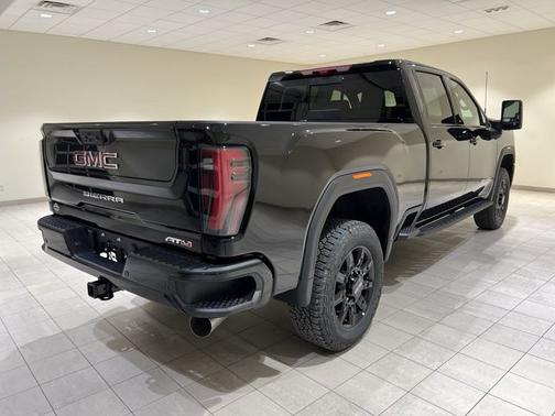 Onyx Black 2026 GMC Sierra 2500 AT4