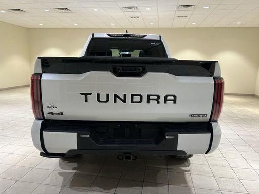 2026 Toyota Tundra Hybrid Platinum