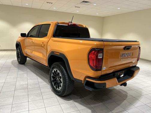 Desert Sun 2026 GMC Canyon AT4