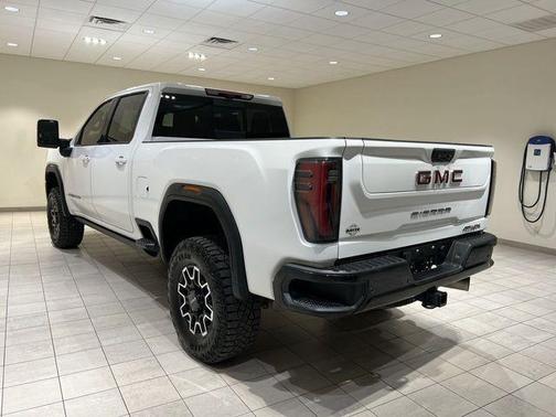 Summit White 2024 GMC Sierra 2500 AT4X