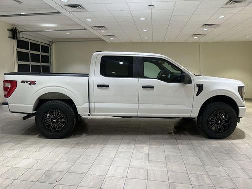 Oxford White 2023 Ford F-150 XL