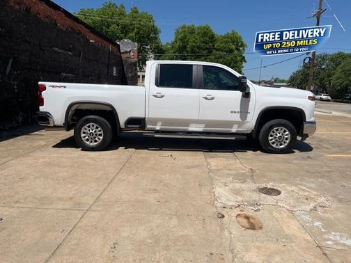Summit White 2025 Chevrolet Silverado 2500 LT