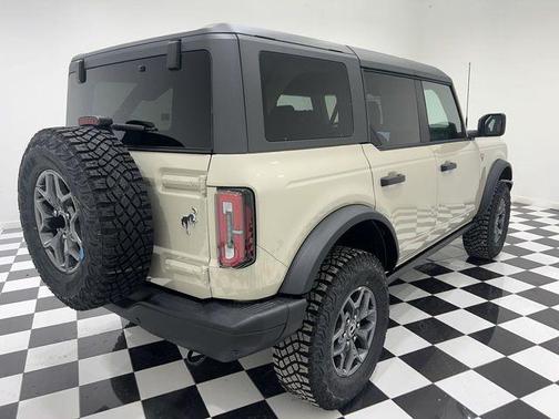 Desert Sand 2025 Ford Bronco Badlands