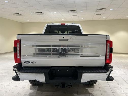 Star White Metallic Tri-Coat 2026 Ford F-250 King Ranch
