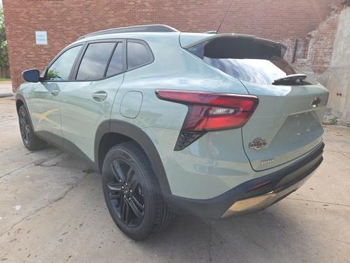 Cacti Green 2026 Chevrolet Trax ACTIV