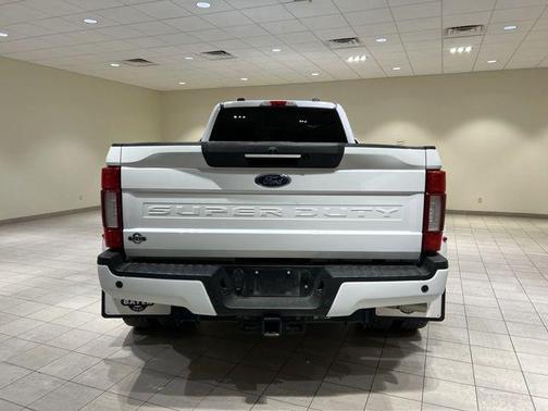 2022 Ford F-450 Lariat