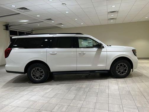 Oxford White 2025 Ford Expedition Max XL