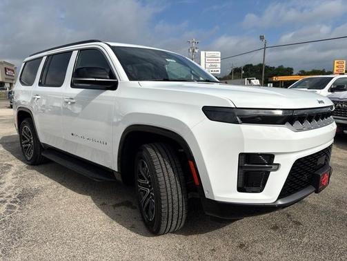 Bright White Clearcoat 2026 Jeep Grand Wagoneer