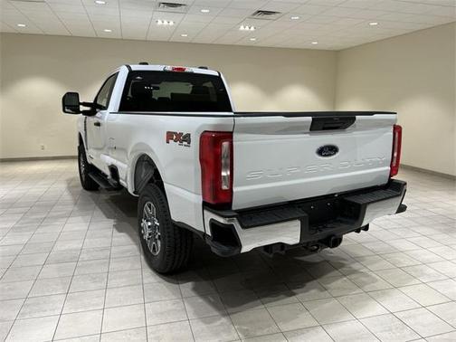 2025 Ford F-350 XLT