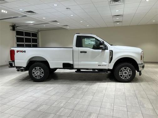 2025 Ford F-350 XLT