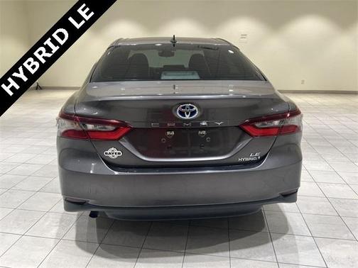 2022 Toyota Camry Hybrid LE
