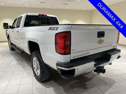 Summit White 2018 Chevrolet Silverado 3500 LTZ