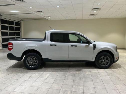 Space White Metallic 2026 Ford Maverick XLT