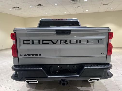 Sterling Gray Metallic 2026 Chevrolet Silverado 1500 LT Trail Boss