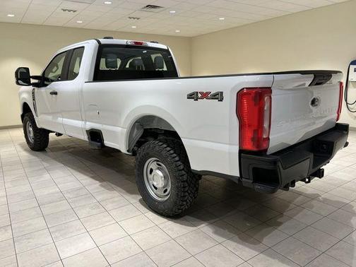 Oxford White 2026 Ford F-250 XL