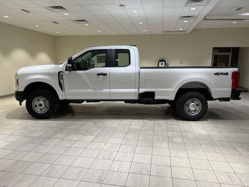 Oxford White 2026 Ford F-250 XL