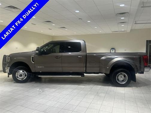 2022 Ford F-350 Lariat Super Duty