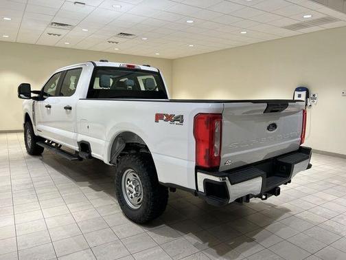 Oxford White 2026 Ford F-250 XL