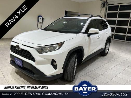 2020 Toyota RAV4 XLE