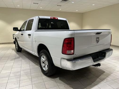 Bright White Clearcoat 2020 RAM 1500 Classic Tradesman