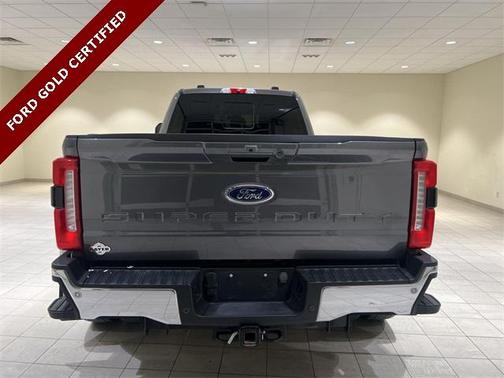 2023 Ford F-450 Lariat