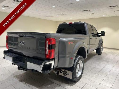 2023 Ford F-450 Lariat