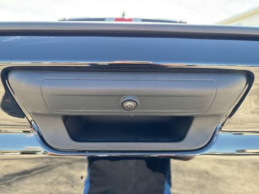 Diamond Black Crystal Pearlcoat 2026 RAM 1500 Tradesman