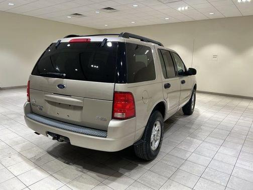 2005 Ford Explorer XLT