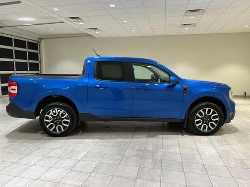 Velocity Blue Metallic 2022 Ford Maverick Lariat