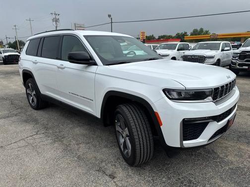 Bright White Clearcoat 2026 Jeep Grand Cherokee L Limited