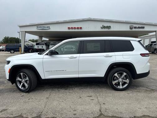 Bright White Clearcoat 2026 Jeep Grand Cherokee L Limited